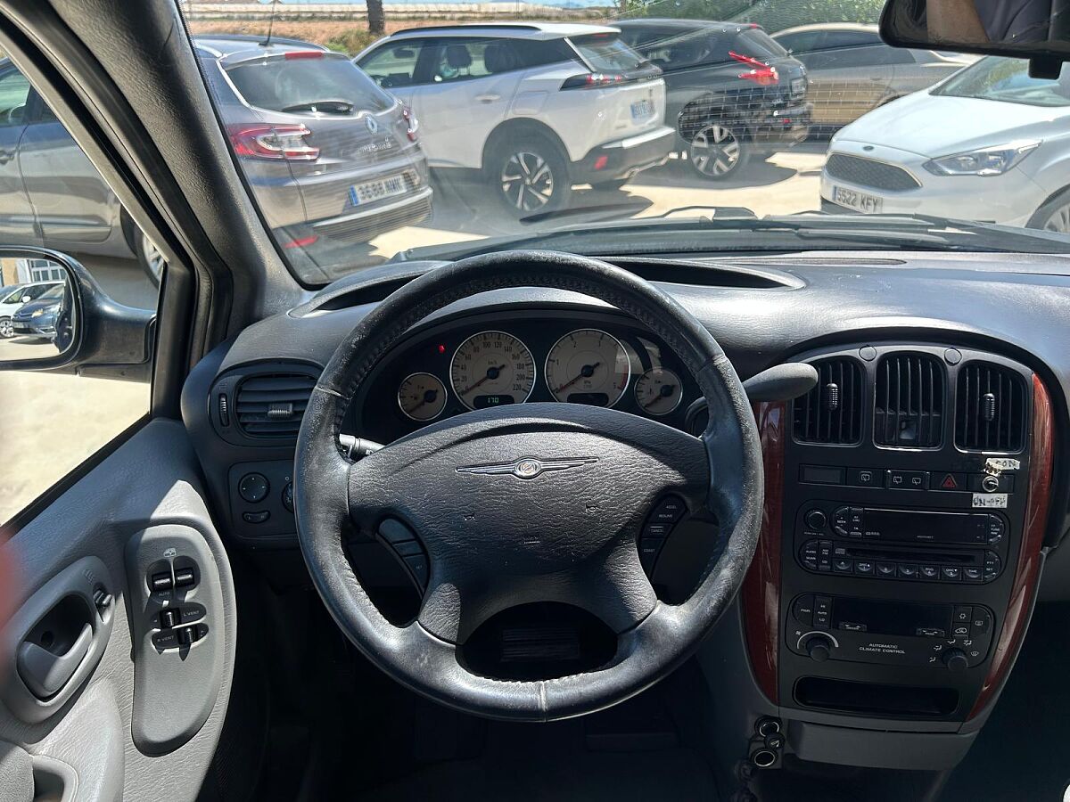 CHRYSLER GRAND VOYAGER LX 2.8 CRDI AUTO SPANISH LHD IN SPAIN 106K 7 SEATS 2006